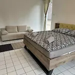 Dozsa Vendeghaz Apartment