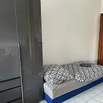 Dozsa Vendeghaz Apartment