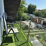 Apartment Dozsa Vendeghaz