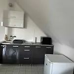 Dozsa Vendeghaz * Balatonboglar